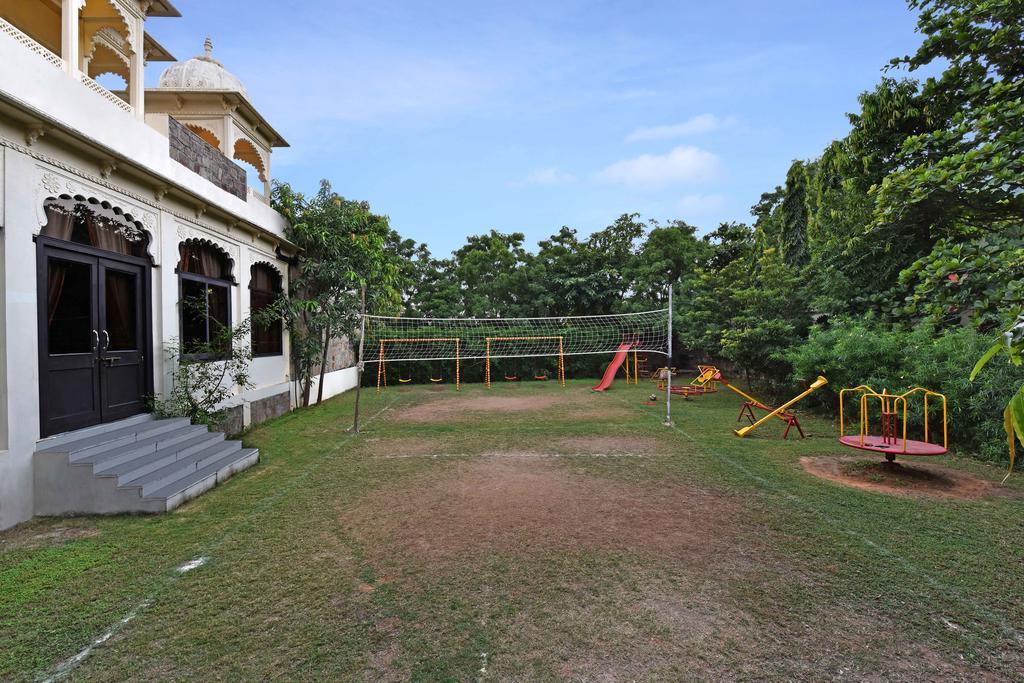 Hotel The Udaibagh Udaipur Esterno foto
